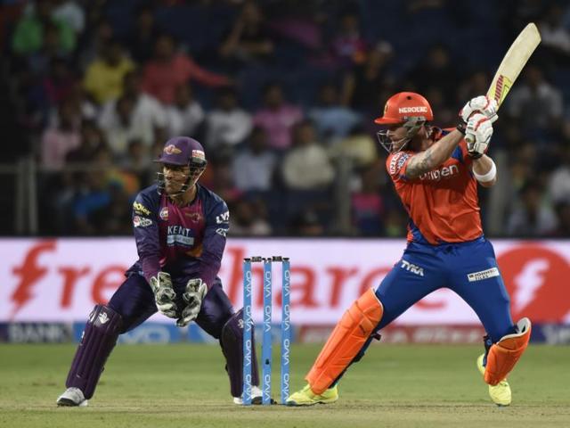 Brendon McCullum hits a shot as MS Dhoni watches. (Anshuman Poyrekar/HT Photo) Brendon McCullum hits a shot as MS Dhoni watches. (Anshuman Poyrekar/HT Photo)