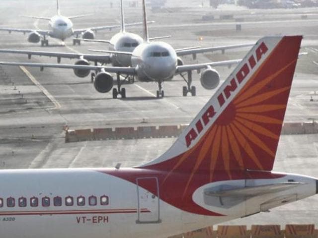 Air India had reported losses of Rs 5,859.91 crore in the fiscal ended March 31, 2015. (HT file photo) Air India had reported losses of Rs 5,859.91 crore in the fiscal ended March 31, 2015. (HT file photo)