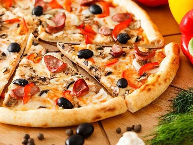 MBA graduate allegedly threatened pizza chain.(Shutterstock representative photo)