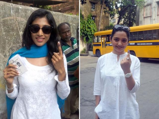Actors Paoli Dam (left) and June Malia (right) outside a polling both in Kolkata. (IANS) Actors Paoli Dam (left) and June Malia (right) outside a polling both in Kolkata. (IANS)