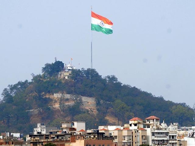 A gigantic Indian national flag, purported to be the tallest and largest, was hoisted in Ranchi in January, 2016. Another Tricolour, taller and larger than this one, is to be unfurled in Raipur on Saturday, April 30, 2016. (Parwaz Khan / HT Photo) A gigantic Indian national flag, purported to be the tallest and largest, was hoisted in Ranchi in January, 2016. Another Tricolour, taller and larger than this one, is to be unfurled in Raipur on Saturday, April 30, 2016. (Parwaz Khan / HT Photo)