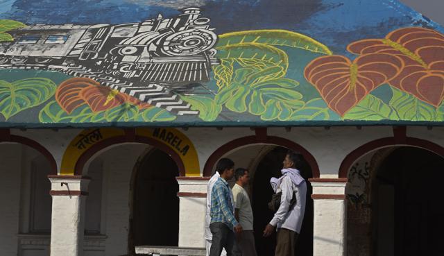 A mural at the Narela station. (Ravi Choudhary/HT Photo) A mural at the Narela station. (Ravi Choudhary/HT Photo)