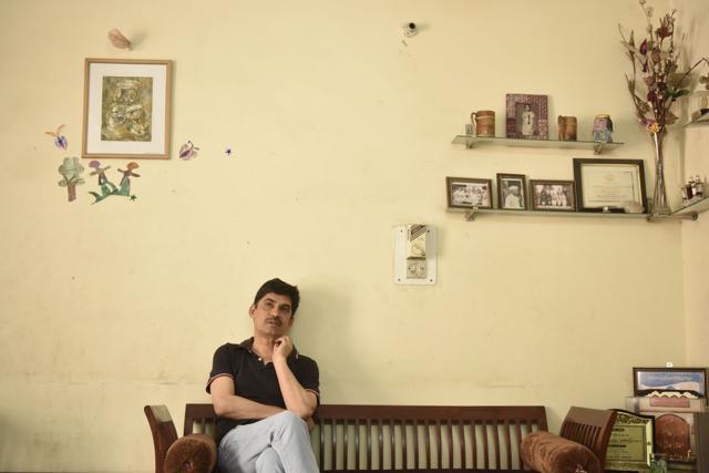 Theatre personality M Sayeed Alam has carved a niche for himself by doing what he calls ‘bio- theatre’ or plays centred on lives of significant historic personalities such as Iqbal, Maulana Azad, Ghalib, etc. (Saumya Khandelwal/HT Photo) Theatre personality M Sayeed Alam has carved a niche for himself by doing what he calls ‘bio- theatre’ or plays centred on lives of significant historic personalities such as Iqbal, Maulana Azad, Ghalib, etc. (Saumya Khandelwal/HT Photo)