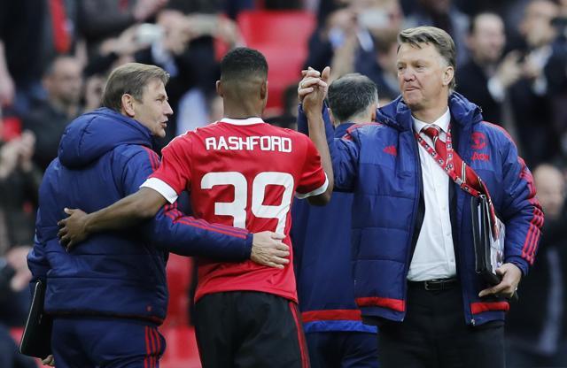Manchester United manager Louis van Gaal celebrates with Marcus Rashford. (Reuters File Photo)