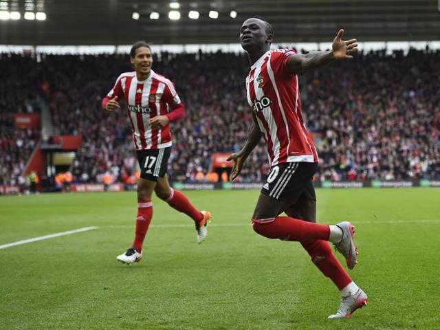 Sadio Mane celebrates with teammates after scoring the third goal for Southampton. (REUTERS) Sadio Mane celebrates with teammates after scoring the third goal for Southampton. (REUTERS)
