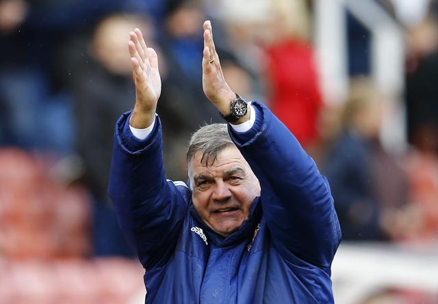 Sunderland manager Sam Allardyce celebrates at the end of the match. (Reuters Photo) Sunderland manager Sam Allardyce celebrates at the end of the match. (Reuters Photo)
