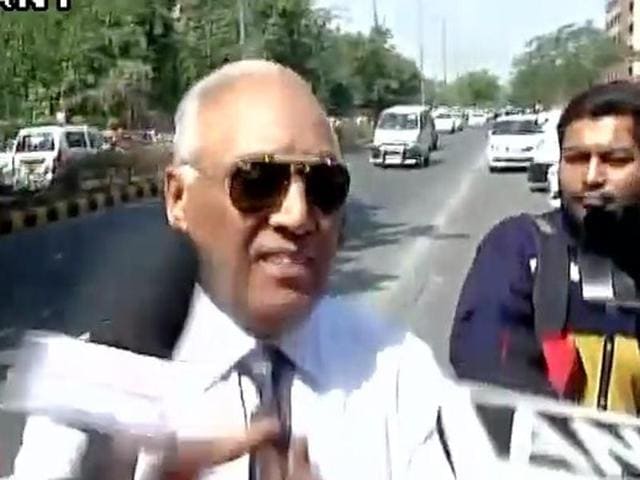 The Central Bureau of Investigation (CBI) begun questioning former Indian Air Force chief SP Tyagi on Monday (ANI) The Central Bureau of Investigation (CBI) begun questioning former Indian Air Force chief SP Tyagi on Monday (ANI)