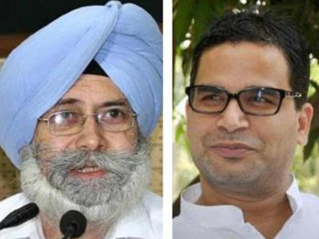 A day after AAP leader HS Phoolka claimed that Congress poll strategist Prashant Kishor contacted him to seek suggestions on the issue of justice to Sikhs, a messy social media war erupted over the issue. (HT Photos) A day after AAP leader HS Phoolka claimed that Congress poll strategist Prashant Kishor contacted him to seek suggestions on the issue of justice to Sikhs, a messy social media war erupted over the issue. (HT Photos)