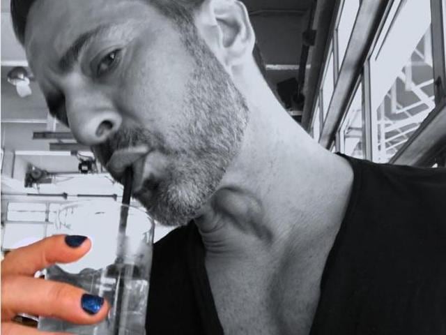 American fashion designer Marc Jacobs sparked off a #malepolish trend recently.(Themarcjacobs/instagram)