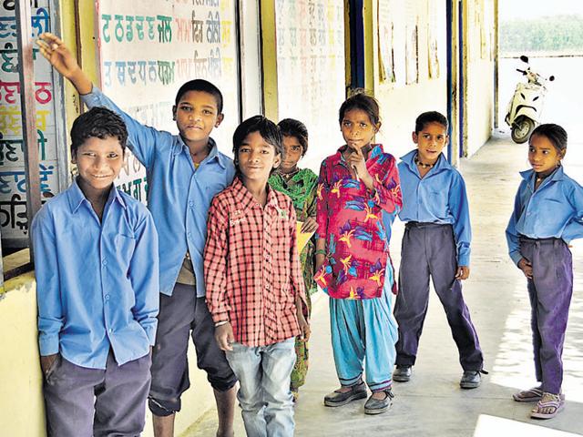 These little boys and girls of Government Primary School, Rawat village, near Ludhiana, have been pushed into the big institution of marriage.(Sikander Singh Chopra/HT)