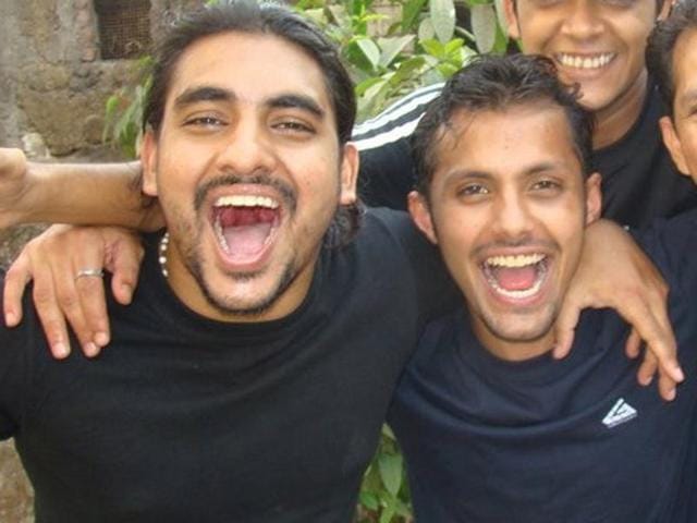 On October 20, 2011, Keenan Santos and Reuben Fernandez were attacked outside a popular eatery at Amboli when they tried to protect their female friends from a group of men On October 20, 2011, Keenan Santos and Reuben Fernandez were attacked outside a popular eatery at Amboli when they tried to protect their female friends from a group of men