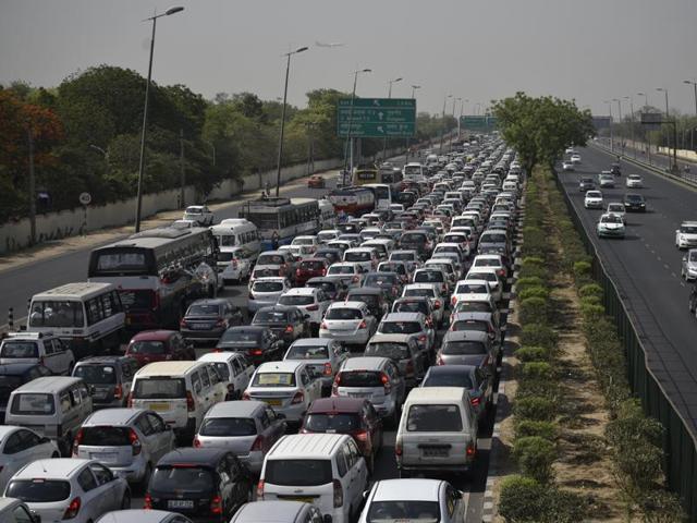 Traffic on National Highway 8 came to a halt during the protest . The ban on diesel cabs came just days after the end of another two weeks of “odd-even” that kept about one million cars off Delhi’s roads. (Vipin Kumar/HT Photo) Traffic on National Highway 8 came to a halt during the protest . The ban on diesel cabs came just days after the end of another two weeks of “odd-even” that kept about one million cars off Delhi’s roads. (Vipin Kumar/HT Photo)