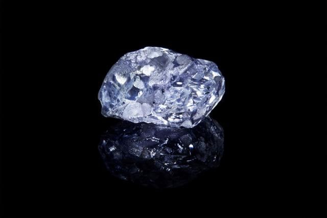 The diamond will be the centrepiece of Rio Tinto's annual pink diamonds showcase. (AFP Photo)