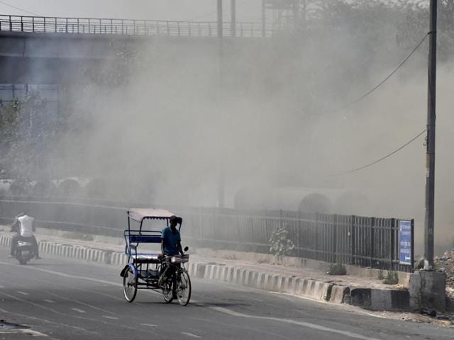 Air quality in Delhi and National Capital Region (NCR) worsened on Tuesday as the real-time air quality map recorded high levels of pollution.(Raj K Raj/HT File Photo) Air quality in Delhi and National Capital Region (NCR) worsened on Tuesday as the real-time air quality map recorded high levels of pollution.(Raj K Raj/HT File Photo)