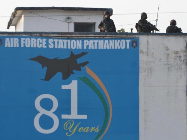 In this file photo, commandos stand guard during search operations at the Pathankot airbase. (Sameer Sehgal/HT Photo) In this file photo, commandos stand guard during search operations at the Pathankot airbase. (Sameer Sehgal/HT Photo)