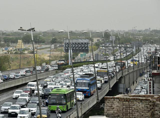 In pics: Protesting diesel cab drivers block Delhi highways yet again ...