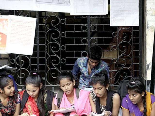 The Andhra Pradesh Secondary School Certificate (SSC) or Class 10 examination results are likely to be announced on May 5. (Anshuman Poyrekar/HT file photo) The Andhra Pradesh Secondary School Certificate (SSC) or Class 10 examination results are likely to be announced on May 5. (Anshuman Poyrekar/HT file photo)