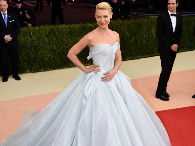 Claire Danes looks like a Disney princess in this sweeping gown, which seems to illuminate from within. (AFP) Claire Danes looks like a Disney princess in this sweeping gown, which seems to illuminate from within. (AFP)