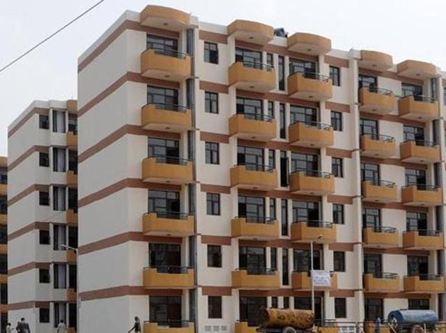 The CHB’s Sector-63 housing scheme launched in 2008 had received over 22,000 applications for its 2,100 flats. (HT File Photo) The CHB’s Sector-63 housing scheme launched in 2008 had received over 22,000 applications for its 2,100 flats. (HT File Photo)