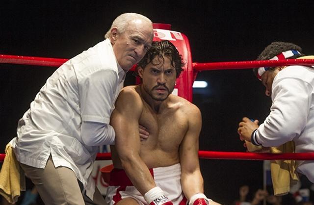 Robert De Niro will walk the Croisette at Cannes on May 16, where Hands of Stone will premiere.