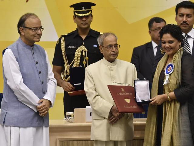 President Pranab Mukherjee presenting National Award for best actress to Tanvi Azmi during the 63rd National Film Awards Function at Vigyan Bhawan. Azmi won for her performance in Bajirao Mastani. (Raj K Raj/HT photo) 