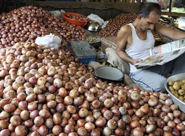 “Today, farmers are selling onion for Rs 2 per kg. There should be solution to the problem and it will be solved only when the government enters the market, buy onion and save farmers,” BJP MPs in Lok Sabha. (Shankar Mourya/HT) “Today, farmers are selling onion for Rs 2 per kg. There should be solution to the problem and it will be solved only when the government enters the market, buy onion and save farmers,” BJP MPs in Lok Sabha. (Shankar Mourya/HT)