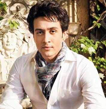 Adhyayan gave a long interview to an English daily where he claimed Kangana used to abuse him and did ‘black magic’ on him. (Facebook) Adhyayan gave a long interview to an English daily where he claimed Kangana used to abuse him and did ‘black magic’ on him. (Facebook)