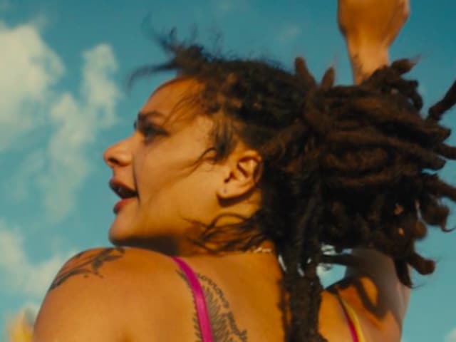 American Honey is directed by British filmmaker Andrea Arnold and stars newcomerSasha Lane and Shia Labeouf. American Honey is directed by British filmmaker Andrea Arnold and stars newcomerSasha Lane and Shia Labeouf.