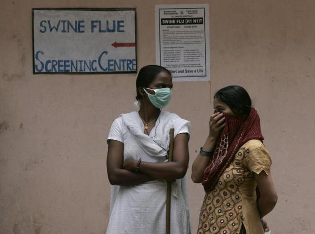 Public health experts said that the sharp decline in the number of H1N1 cases, suggests that people have built immunity against the virus(HT Photo)