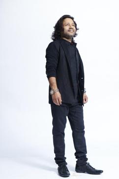 “Though my mother didn’t know anything about classical music, she gave me the money to buy a tanpura,” says Kailash Kher.