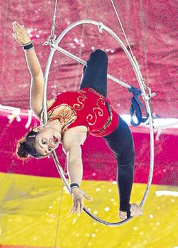 The 130-year-old tradition of the Indian circus is dying as people move onto more varied forms of entertainment. (Sanjeev Sharma/HT Photo) The 130-year-old tradition of the Indian circus is dying as people move onto more varied forms of entertainment. (Sanjeev Sharma/HT Photo)