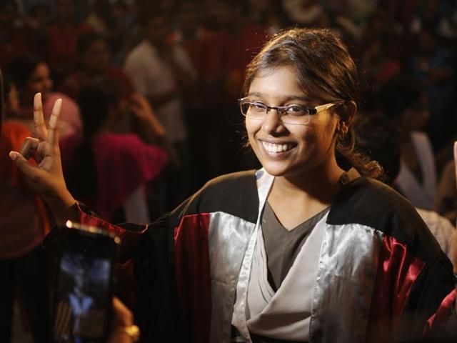 Class 10 student Jyotsana Srivastava from Lucknow got 99% marks and second position in ICSE results on Friday .(Deepak Gupta/ Hindustan Times)