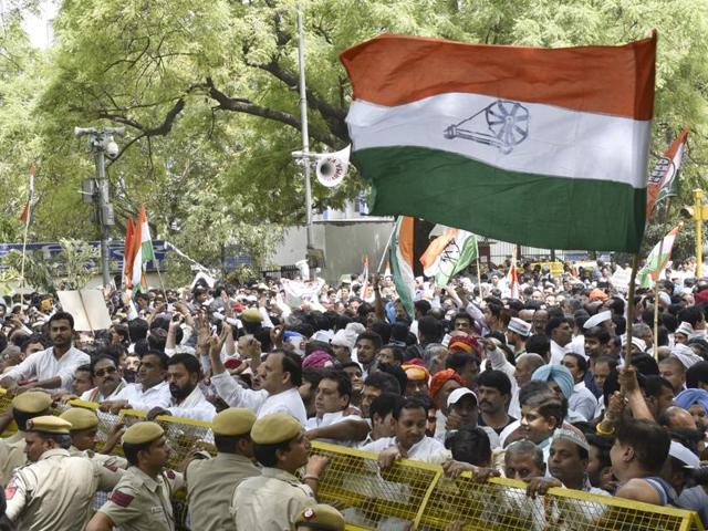 Congress party president Sonia Gandhi (centre R) and former prime minister Manmohan Singh (centre) courted arrest as they participated in the ‘Save Democracy’ march to the Parliament in New Delhi, on May 6. (Reuters) Congress party president Sonia Gandhi (centre R) and former prime minister Manmohan Singh (centre) courted arrest as they participated in the ‘Save Democracy’ march to the Parliament in New Delhi, on May 6. (Reuters)