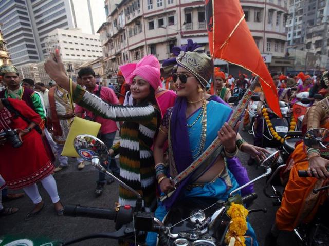 The selfie generation: They don’t know it but revellers like these celebrating Gudi Padwa in Mumbai have inspired smartphone entrepreneurs to constantly innovate(Getty Images)