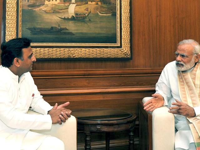 Narendra Modi meets with the Chief Minister of Uttar Pradesh, Akhilesh Yadav to discuss the drought situation in parts of Uttar Pradesh in New Delhi. (Hindustan Times) Narendra Modi meets with the Chief Minister of Uttar Pradesh, Akhilesh Yadav to discuss the drought situation in parts of Uttar Pradesh in New Delhi. (Hindustan Times)