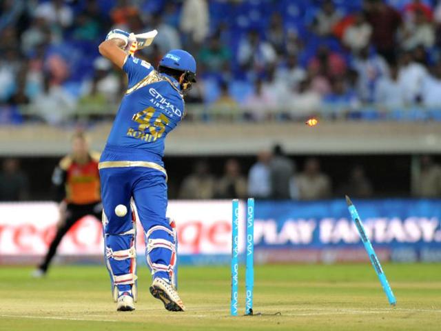 Rohit Sharma is castled by Ashish Nehra. (AFP) 