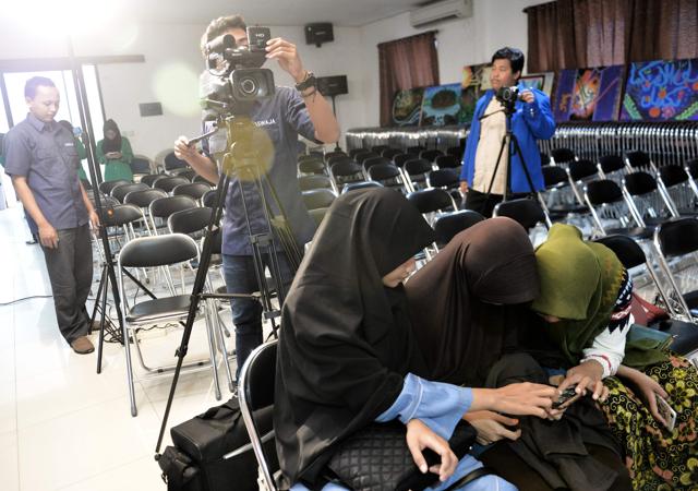 Indonesia’s Muslim cyber warrior group takes on Islamic State | World ...