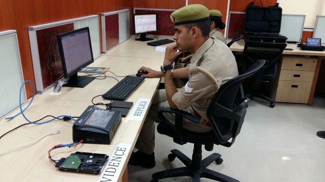 For setting up the lab, the Gautam Budh Nagar district police got financial help from private players, including a few corporate houses and some associations in Noida. (Sunil Ghosh/HT Photo) For setting up the lab, the Gautam Budh Nagar district police got financial help from private players, including a few corporate houses and some associations in Noida. (Sunil Ghosh/HT Photo)