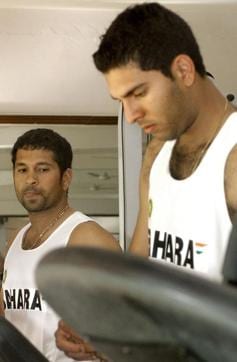 Sachin Tendulkar trains along with his teammate Yuvraj Singh during the afternoon session of the second day of a combined fitness camp at the National Cricket Academy (NCA) in Bangalore, 14 June 2004. (AFP) Sachin Tendulkar trains along with his teammate Yuvraj Singh during the afternoon session of the second day of a combined fitness camp at the National Cricket Academy (NCA) in Bangalore, 14 June 2004. (AFP)