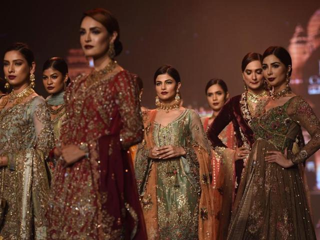 Marie Antoinette to Jodha Bai: Bridal Couture Week 2016 in Karachi was a compendium of princess-y fairy-tale fantasies. Take a look at all the dreamy outfits. (AFP) Marie Antoinette to Jodha Bai: Bridal Couture Week 2016 in Karachi was a compendium of princess-y fairy-tale fantasies. Take a look at all the dreamy outfits. (AFP)