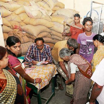 The state food and public distribution department will tie up with FMCG companies to supply non-PDS items. (Diwakar Prasad / HT File) The state food and public distribution department will tie up with FMCG companies to supply non-PDS items. (Diwakar Prasad / HT File)