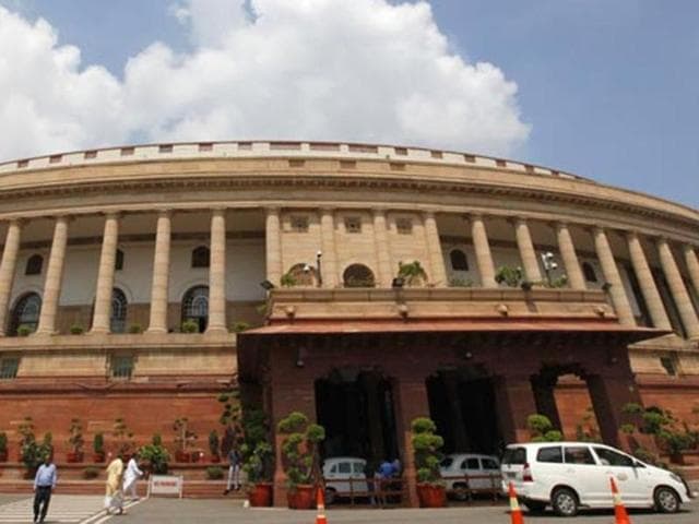 As the government seeks the approval for the annual budget of Uttarakhand in Lok Sabha on Monday, the stage is set for another round of fireworks between the two parties.(Arvind Yadav/HT Photo)