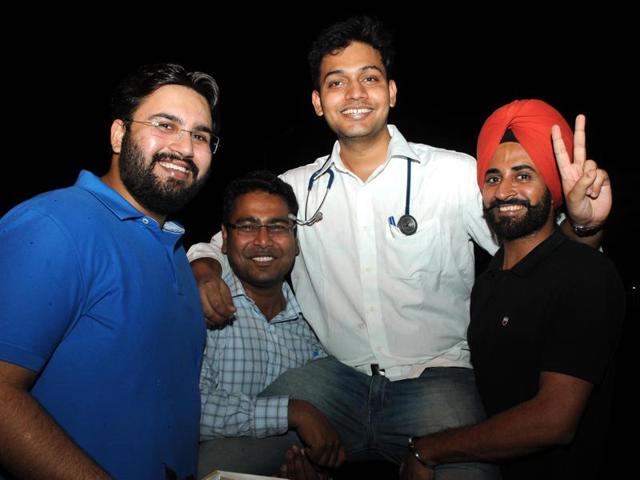An alumnus of the local St Joseph’s Convent School, Rakesh did his MBBS from Dayanand Medical College, Ludhiana. (Bharat Bhushan/HT Photo) An alumnus of the local St Joseph’s Convent School, Rakesh did his MBBS from Dayanand Medical College, Ludhiana. (Bharat Bhushan/HT Photo)