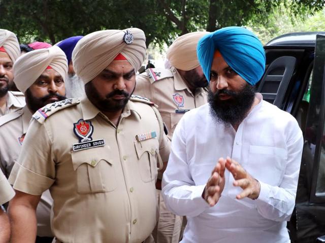 Independent MLA Simarjit Singh Bains being produced in Ludhiana court on Tuesday. (JS Grewal/HT Photo) Independent MLA Simarjit Singh Bains being produced in Ludhiana court on Tuesday. (JS Grewal/HT Photo)