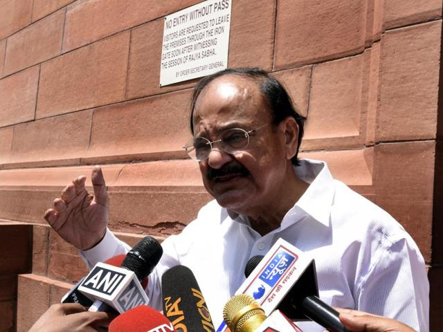 Union minister M Venkaiah Naidu said there’s a need to revisit of the role of the speaker after BJP reportedly failed to prove majority in Uttarakhand floor test. (Sonu Mehta/HT Photo) Union minister M Venkaiah Naidu said there’s a need to revisit of the role of the speaker after BJP reportedly failed to prove majority in Uttarakhand floor test. (Sonu Mehta/HT Photo)
