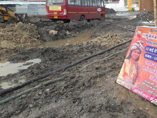 Shankaracharyas’ camps in Rudrasagar area at Simhastha were waterlogged on Tuesday. (HT photo) Shankaracharyas’ camps in Rudrasagar area at Simhastha were waterlogged on Tuesday. (HT photo)