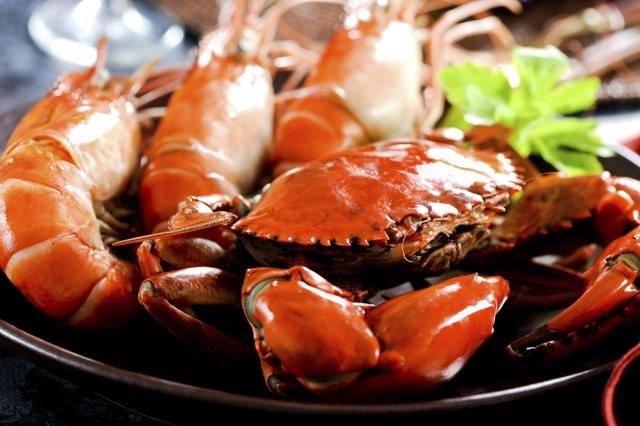 Studies suggest that the omega-3 fatty acid in seafood helps in preventing dementia, and other ailments. (iStock)