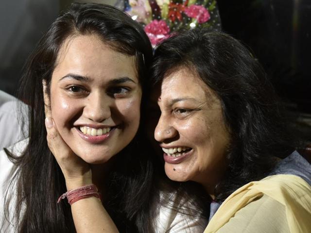 UPSC topper Tina Dabi’s mother Hemali (right) says, she did not force her to study science, despite coming from a family of engineers.(Ravi Choudhary/HT Photo)