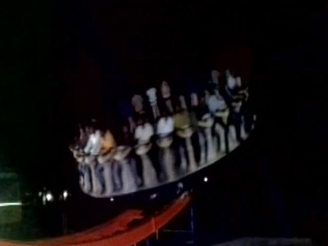 The giant wheel went out of control during a trial ride on Wednesday.(Screen grab from video tweeted by ANI) The giant wheel went out of control during a trial ride on Wednesday.(Screen grab from video tweeted by ANI)