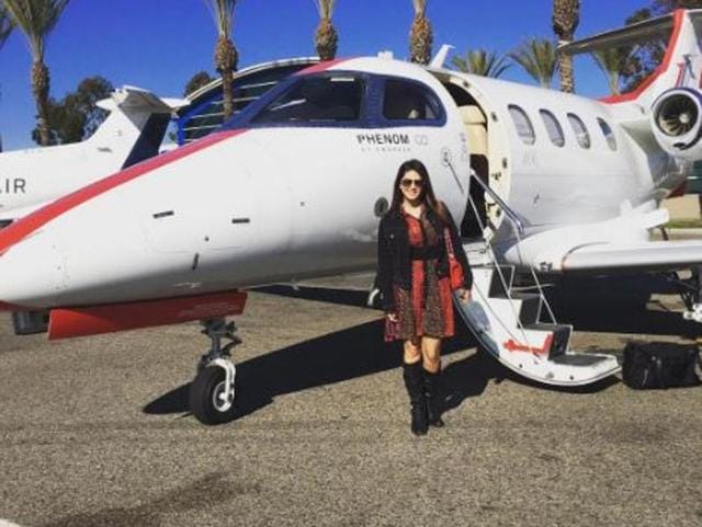 A private jet to Las Vegas! (Instagram) 